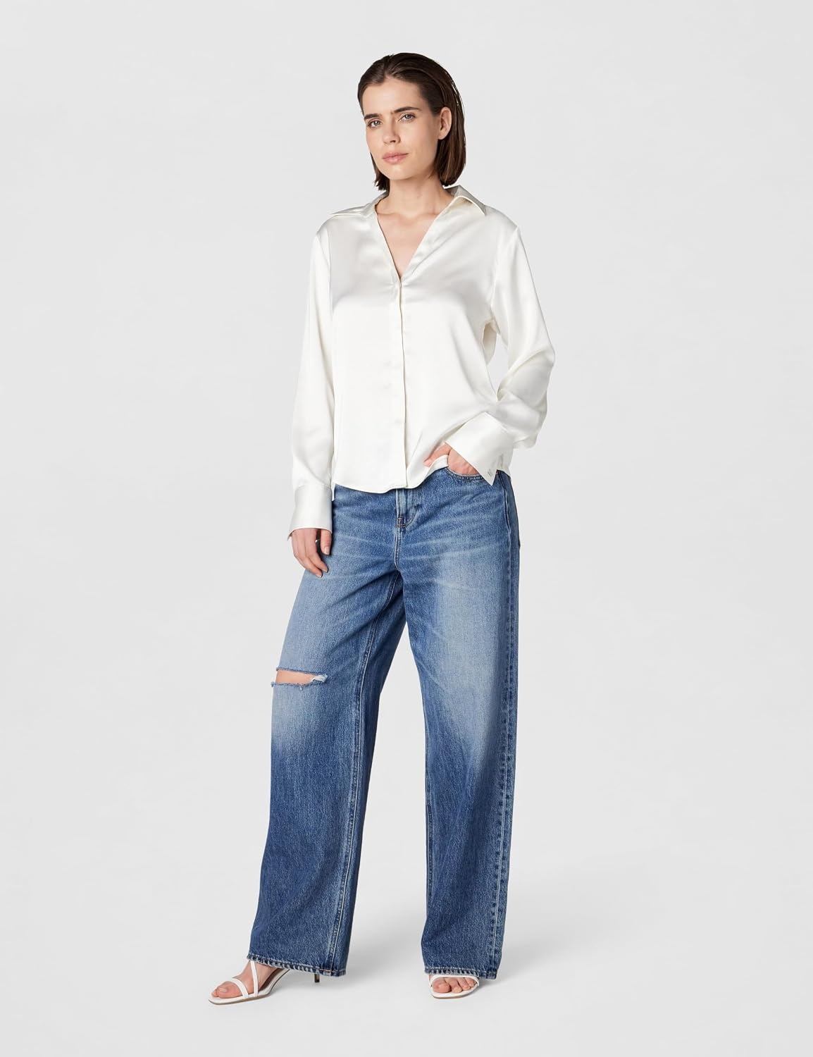 image:imageCalvin Klein IshayaWhite 140