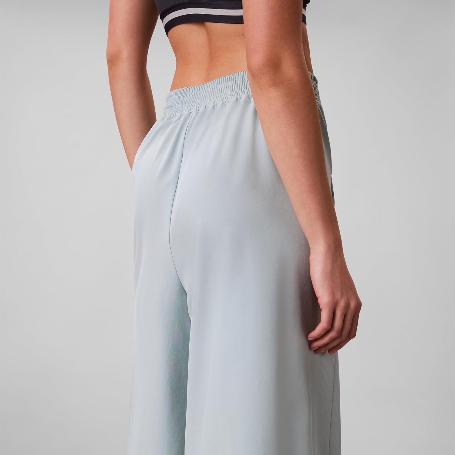 image:imageCalvin Klein Womens Commuter Capri Wide Leg PantsEther