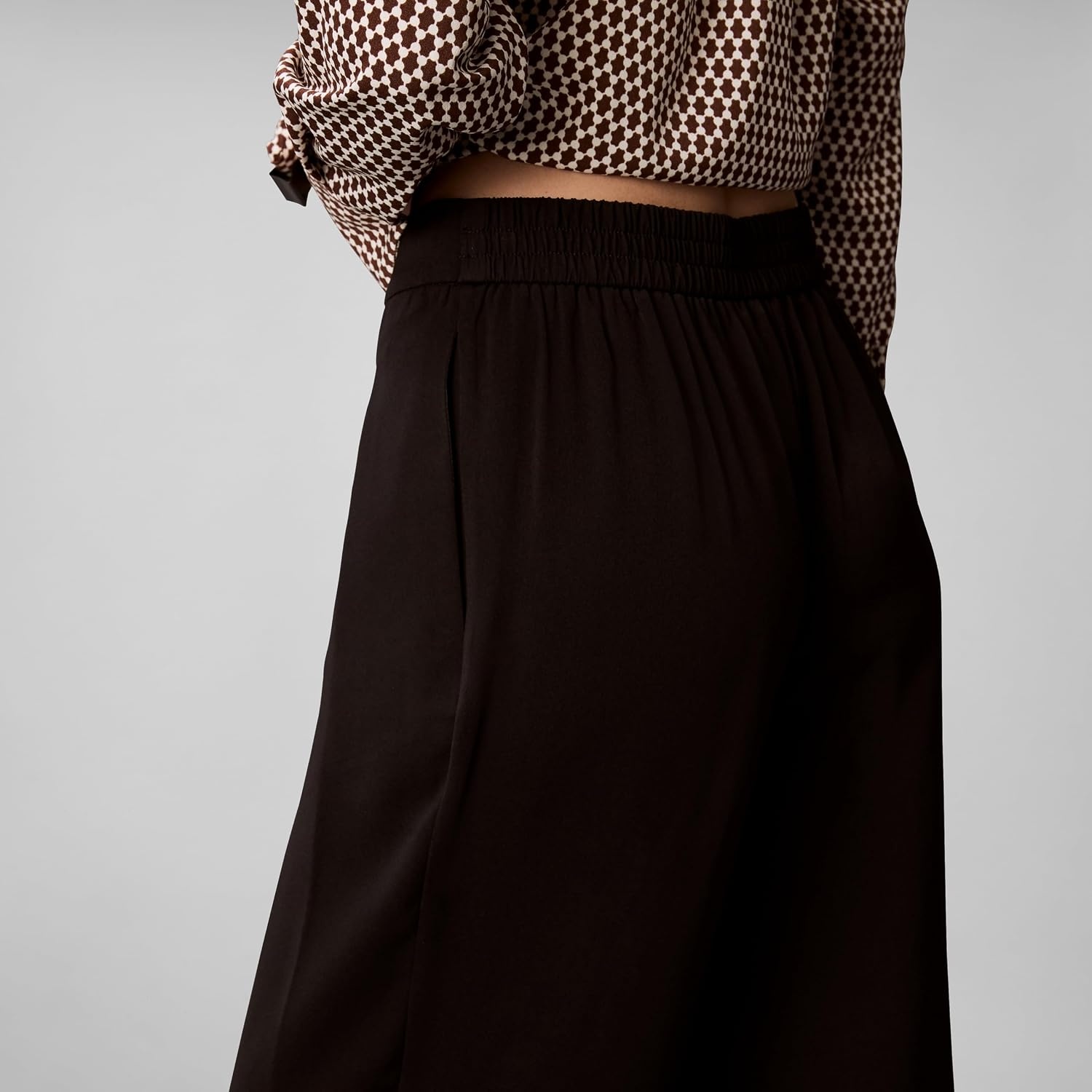 image:imageCalvin Klein Womens Crepe Wide Leg TrouserBlack