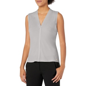 Calvin Klein Women’s Sleeveless V-Neck Blouse(Ash)