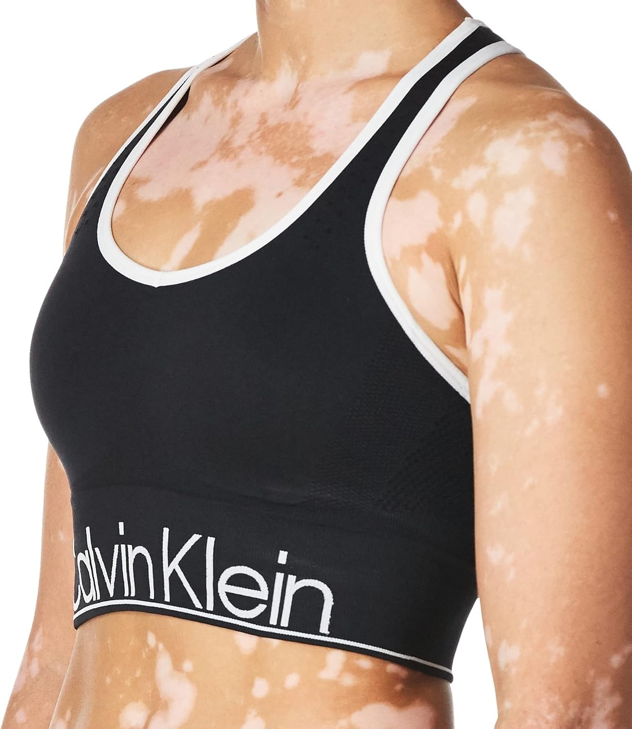 image:imageCalvin Klein Performance Womens Medium Impact Reversible Sports Bra Standard and Plus SizingBlack