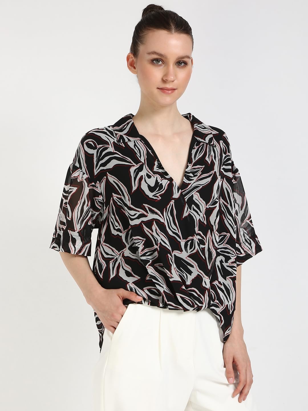 image:imageCalvin Klein Womens Chiffon Printed Wrap TopBlack