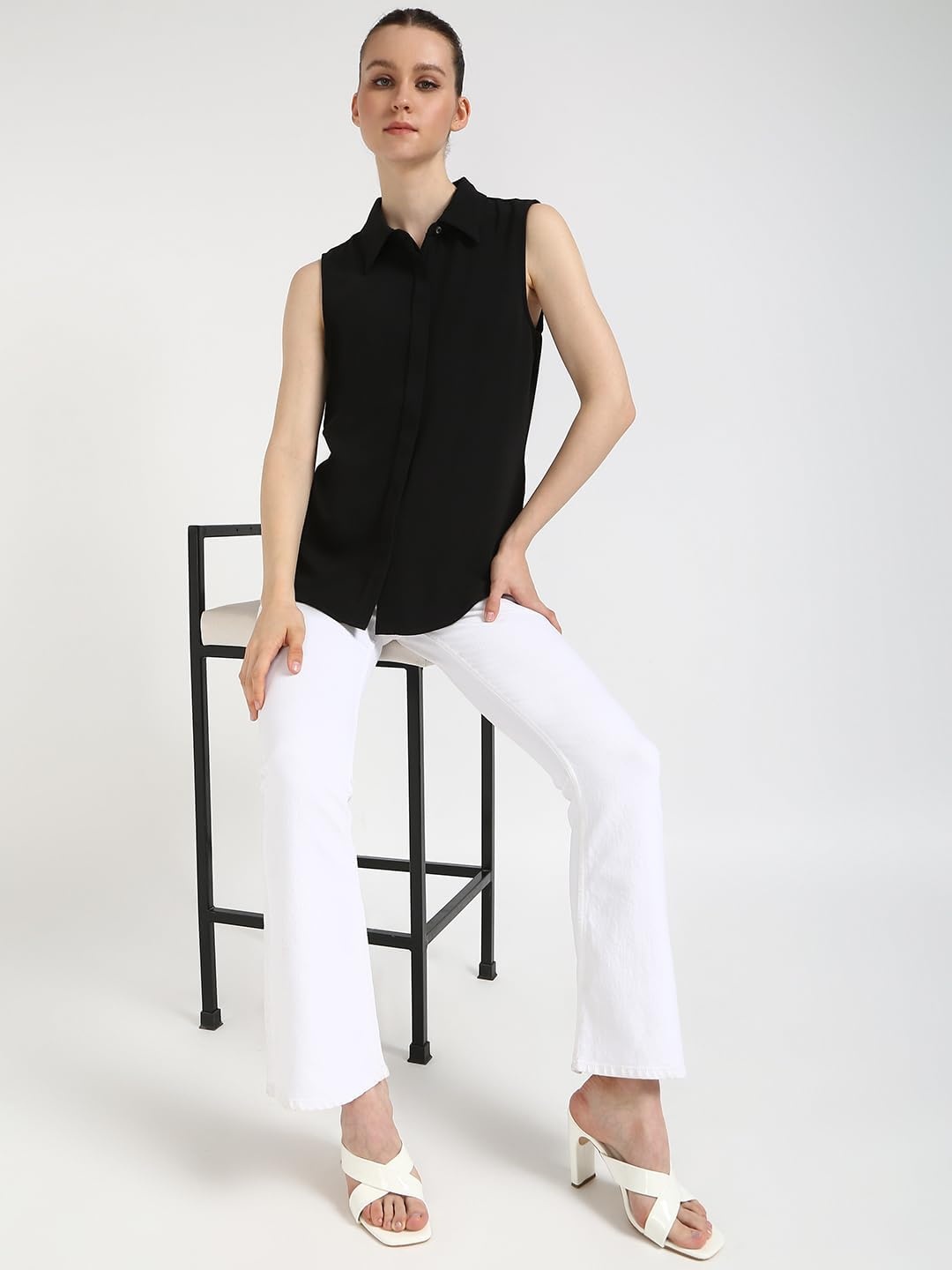image:imageCalvin Klein Womens Crepe Sleeveless ButtonDown TopBlack