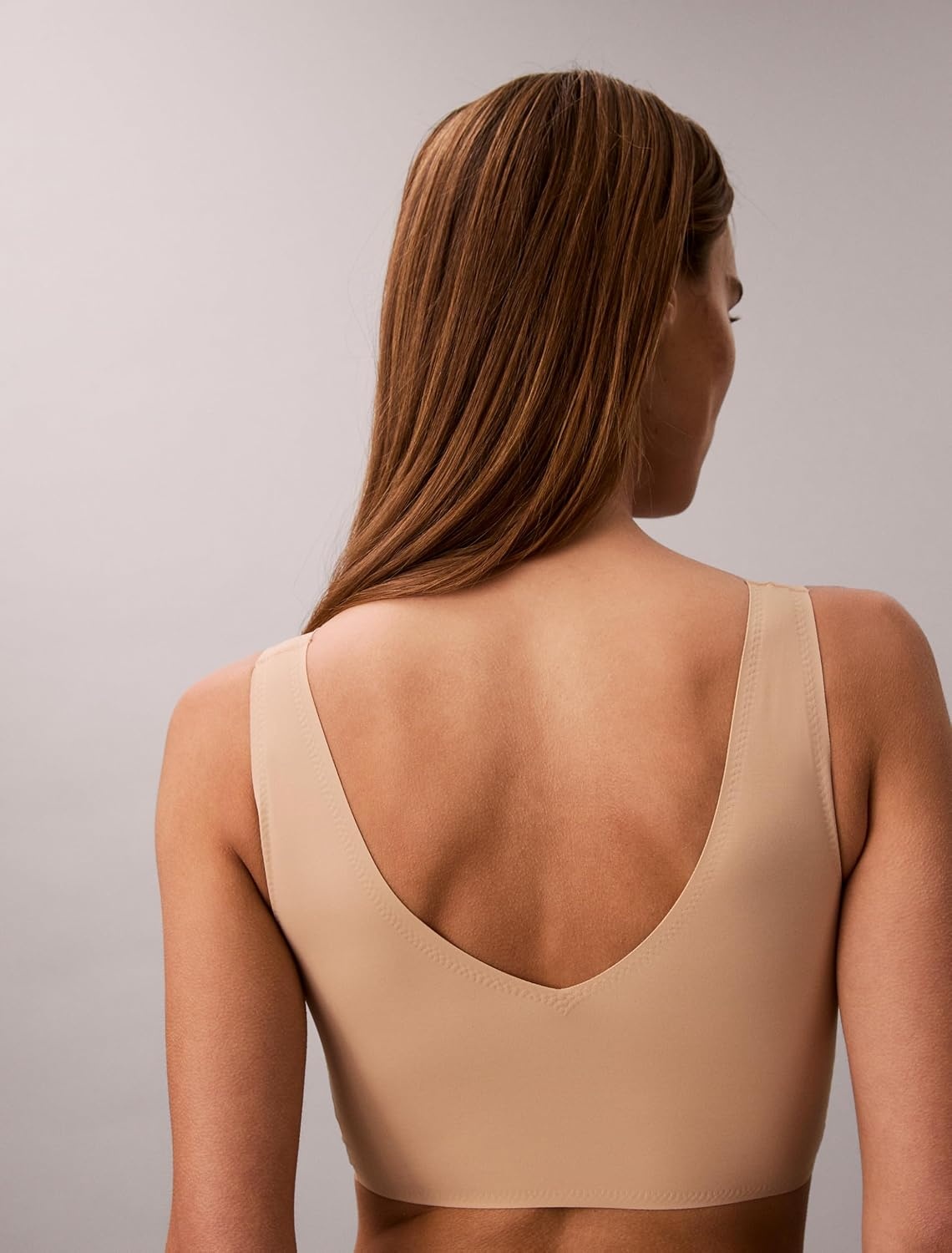 image:imageCalvin Klein Womens Invisibles Comfort Seamless Lightly Lined V Neck Bralette BraBare