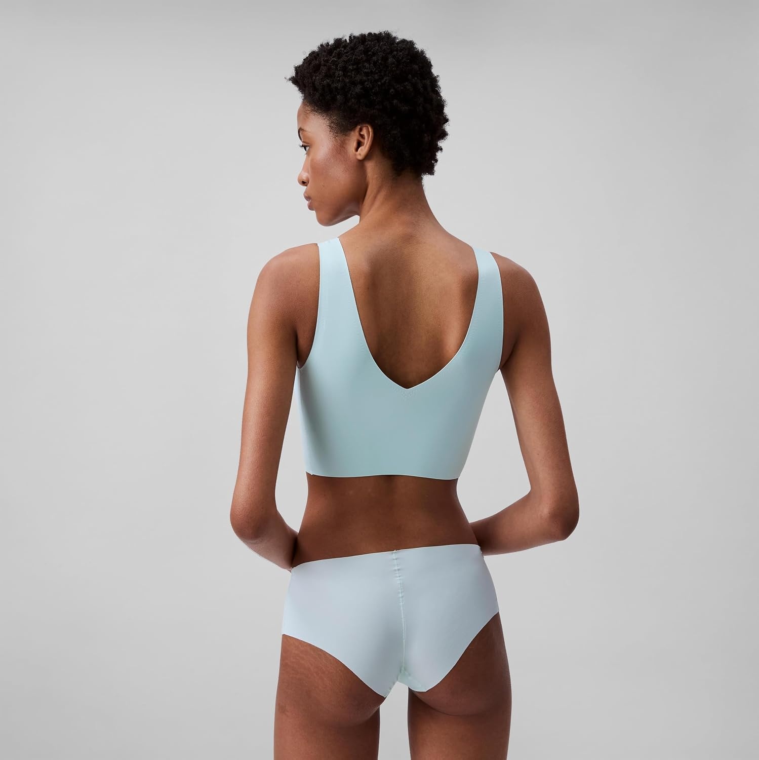 image:imageCalvin Klein Womens Invisibles Comfort Seamless Lightly Lined V Neck Bralette BraMoonlight Jade
