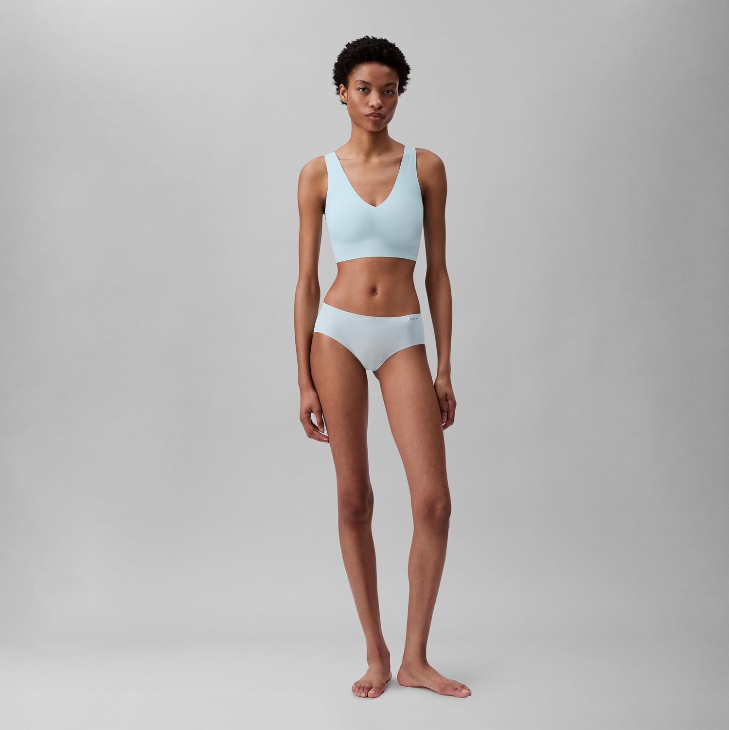 image:imageCalvin Klein Womens Invisibles Comfort Seamless Lightly Lined V Neck Bralette BraMoonlight Jade