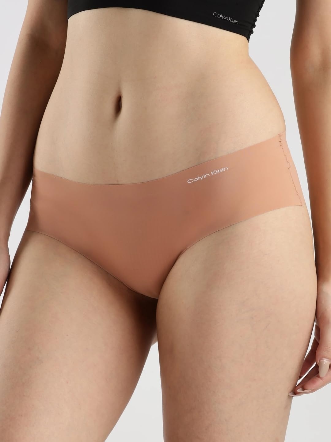 image:imageCalvin Klein Womens Invisibles Hipster PantiesLight Chestnut