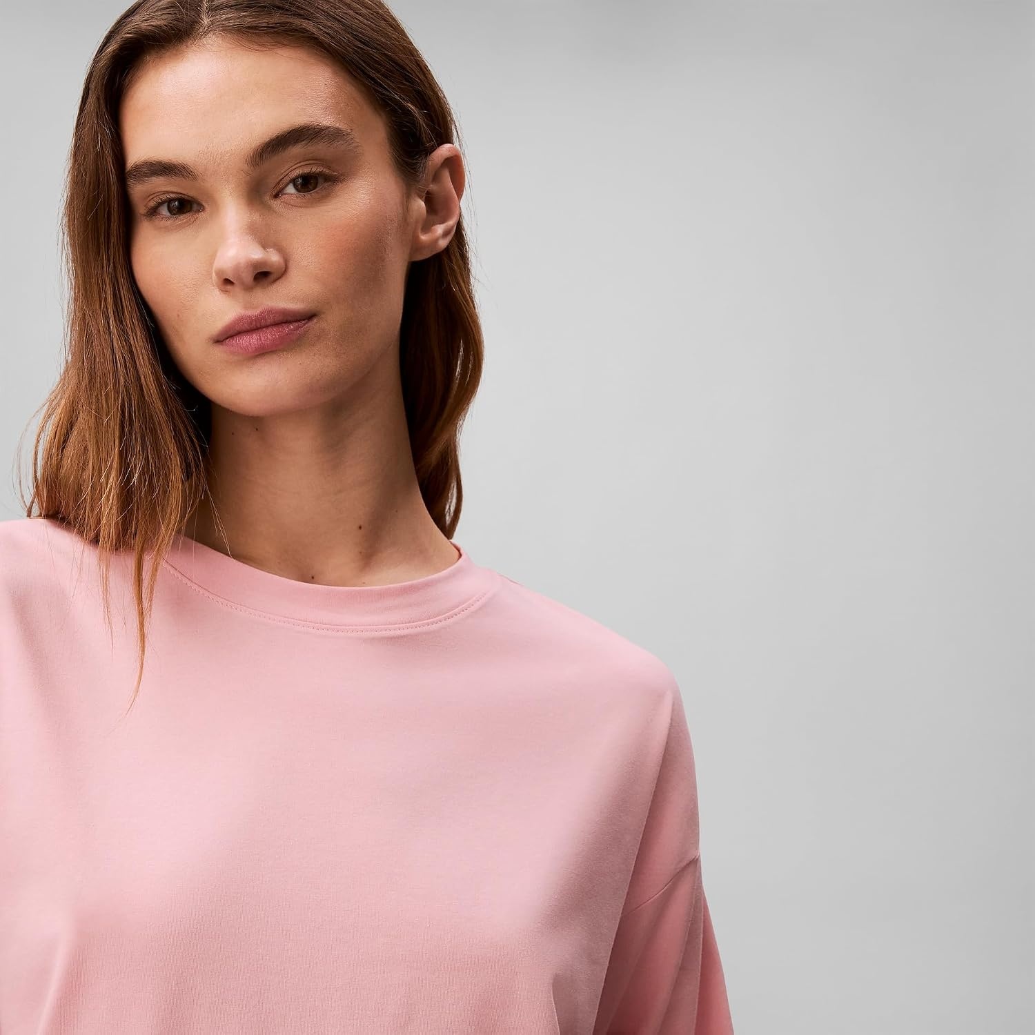 image:imageCalvin Klein Womens Performance Classic Fit Crewneck Long Sleeve TeePowder Pink