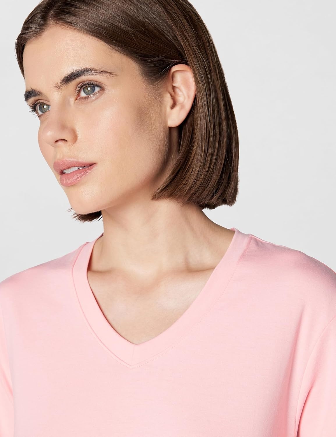 image:imageCalvin Klein Womens Performance Classic Fit VNeck TeePowder Pink