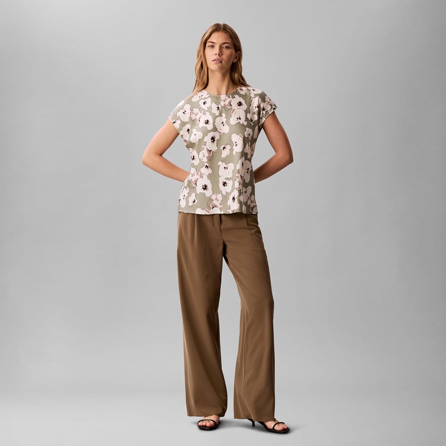 image:imageCalvin Klein Womens Printed Matte Satin Sheath TopShadow Buttercup Floral Print
