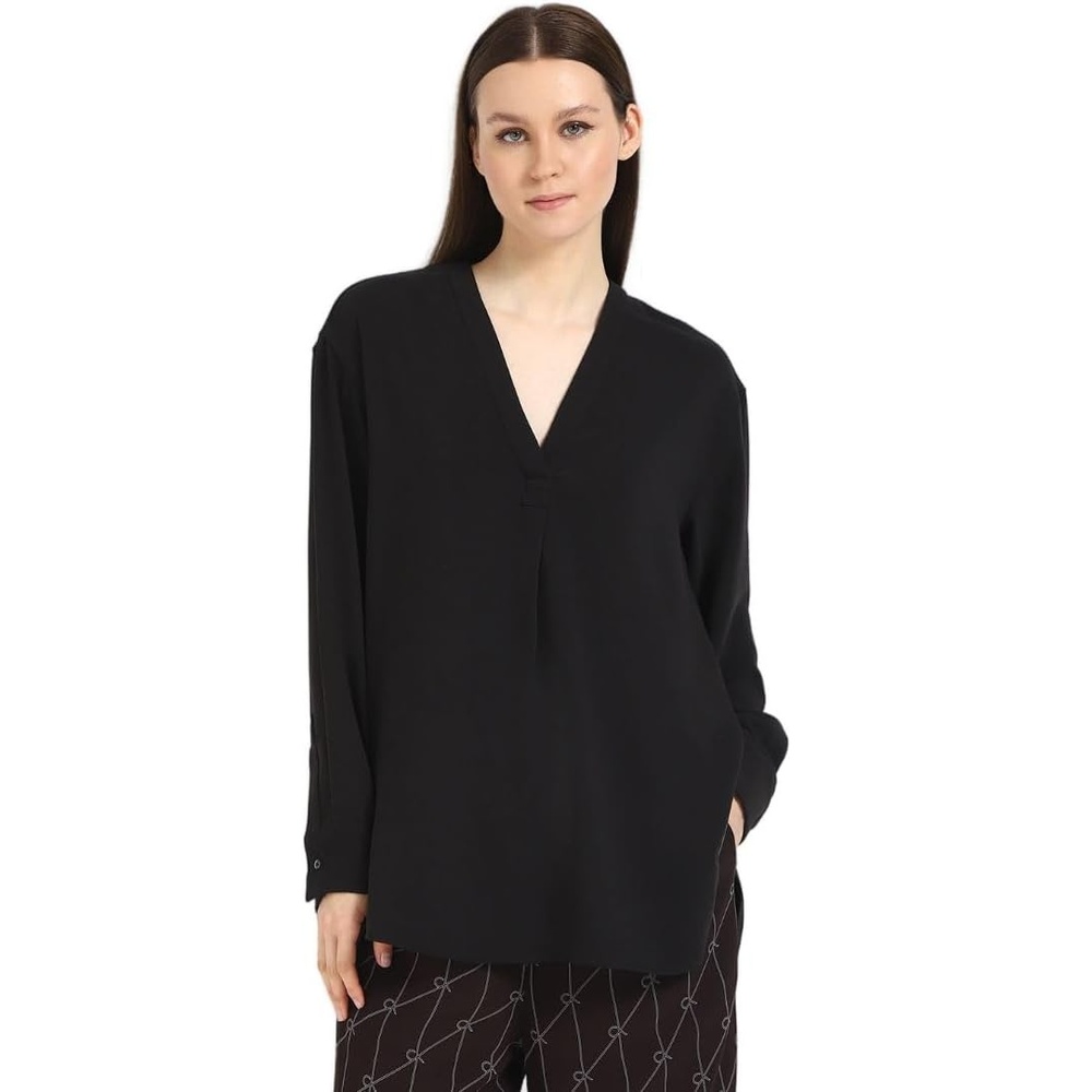 image:imageCalvin Klein Jeans Womens Relaxed V Neck BlouseBlack