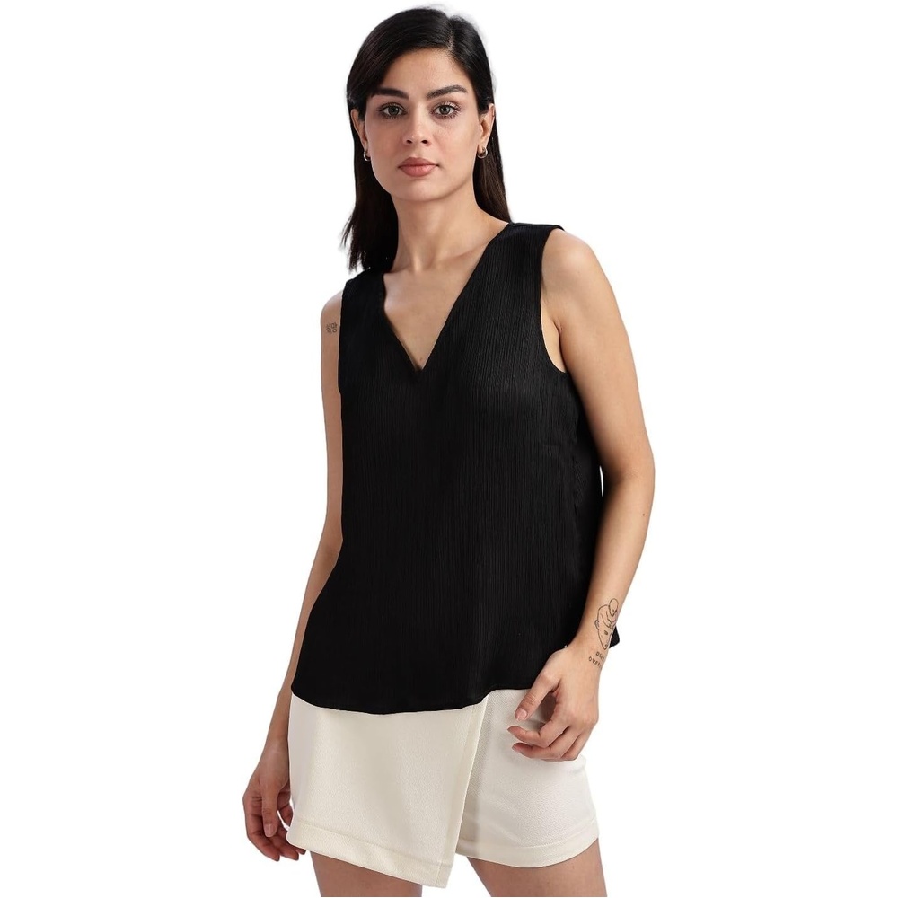 image:imageCalvin Klein Womens Plisse V Neck Tank TopBlack