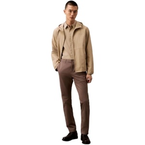 Calvin Klein Men’s Slim Fit Infinite Flex Chinos(Falcon)