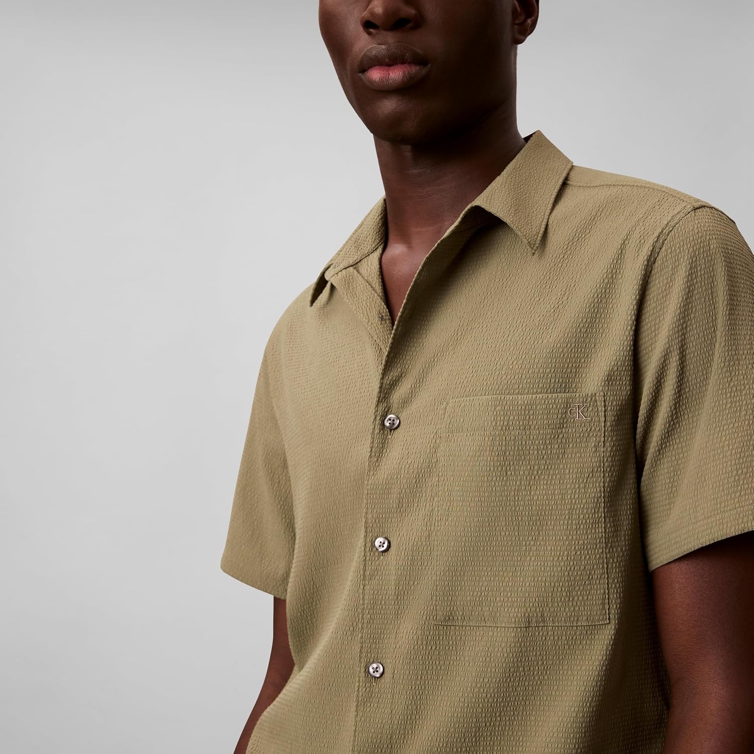 image:imageCalvin Klein Mens Short Sleeve Solid Seersucker Classic ShirtDeep Lichen Green