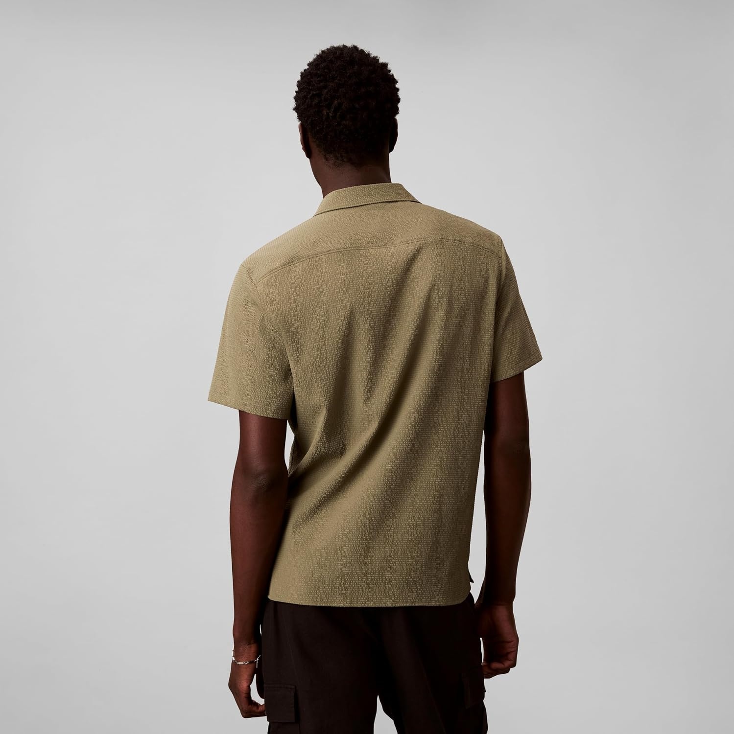 image:imageCalvin Klein Mens Short Sleeve Solid Seersucker Classic ShirtDeep Lichen Green